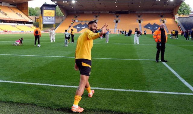 曼联6250万签库尼亚分期细节曝光！卖拉什福德受阻，其要踢欧冠不降薪