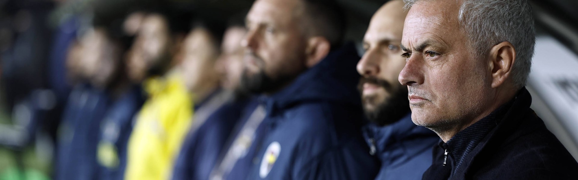 违约金来了，1500万！穆里尼奥与费内巴切闹翻，德甲神帅来替！